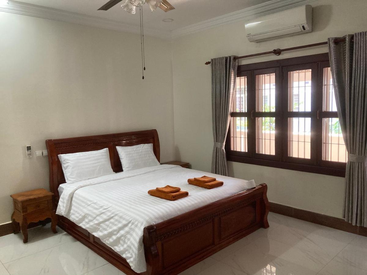 Lily Pad Boutique Hotel Siem Reap Exterior photo