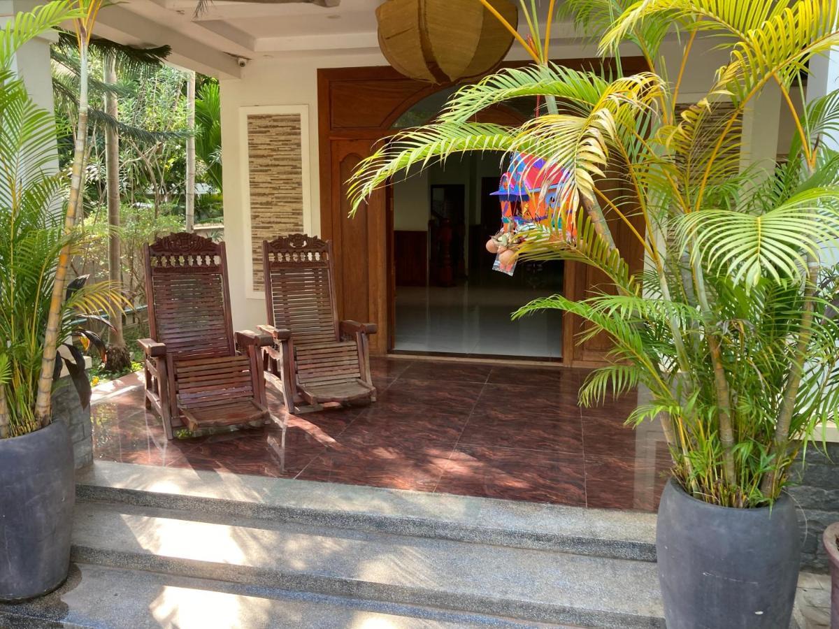 Lily Pad Boutique Hotel Siem Reap Exterior photo