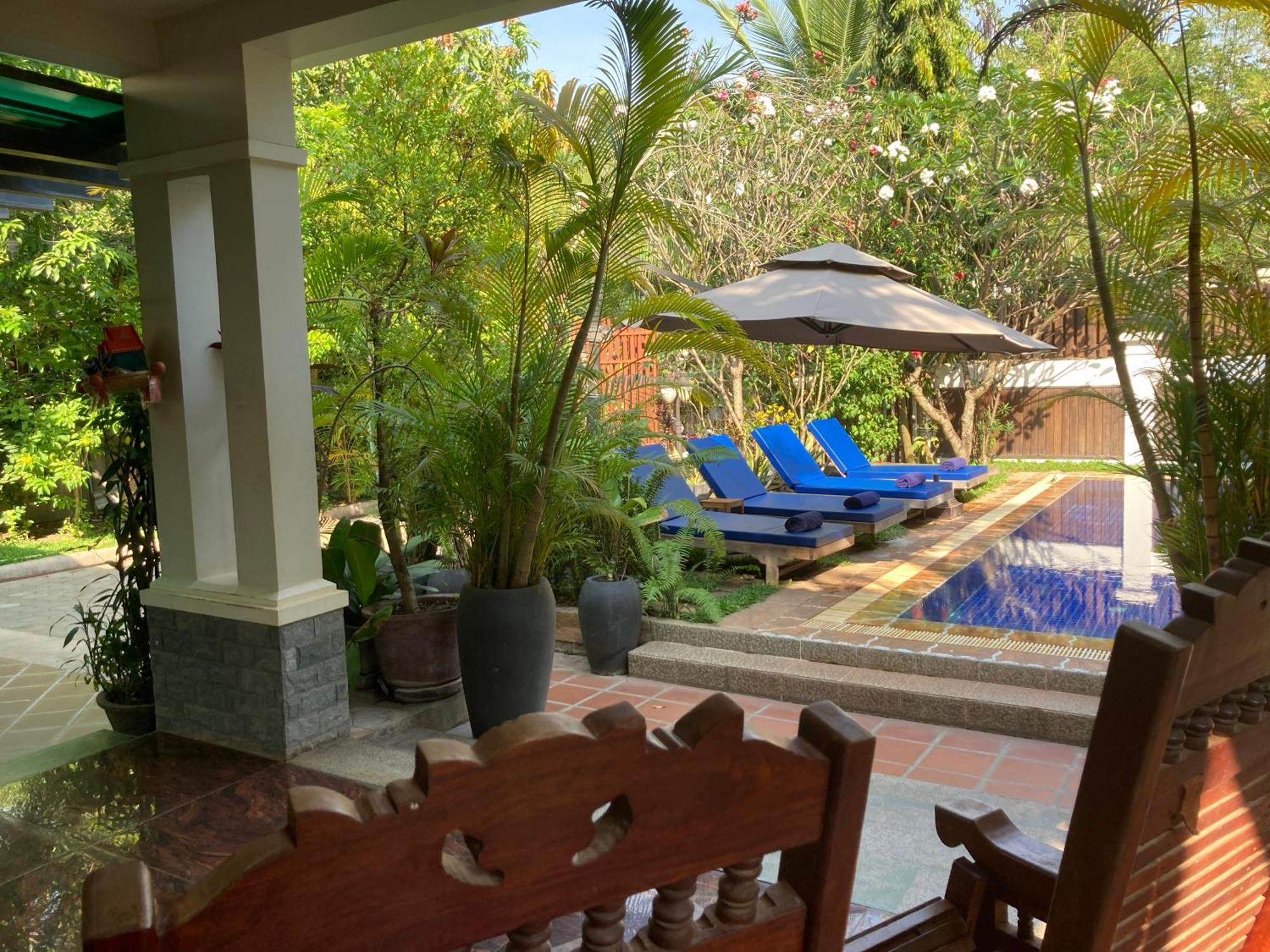 Lily Pad Boutique Hotel Siem Reap Exterior photo