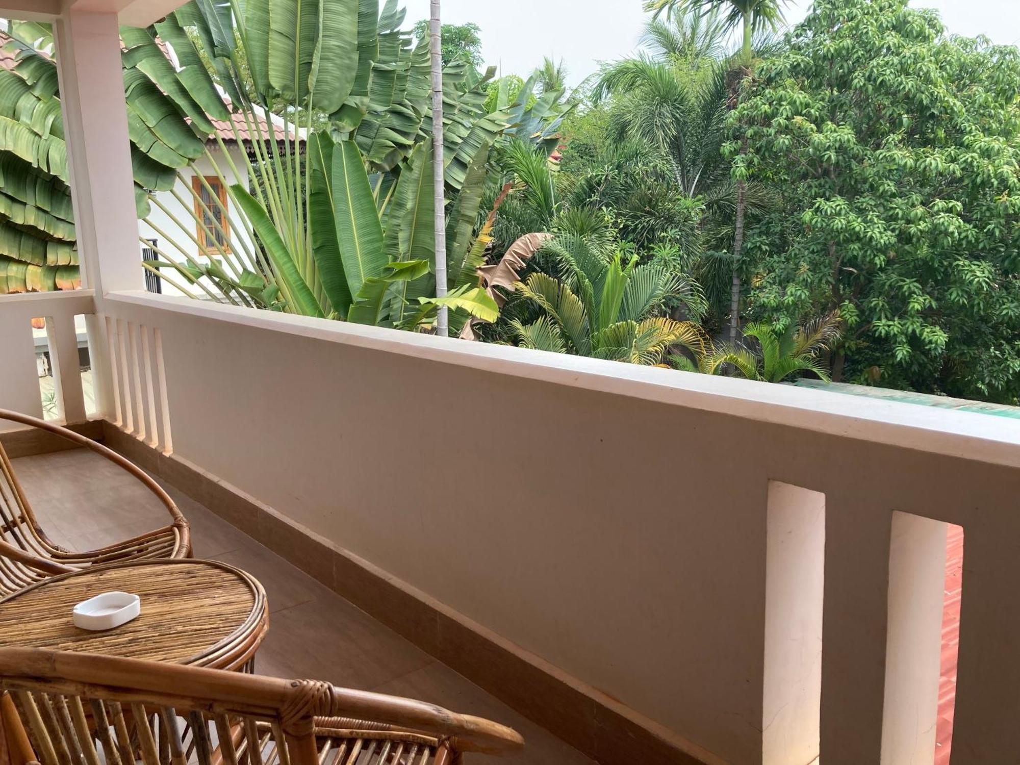 Lily Pad Boutique Hotel Siem Reap Exterior photo