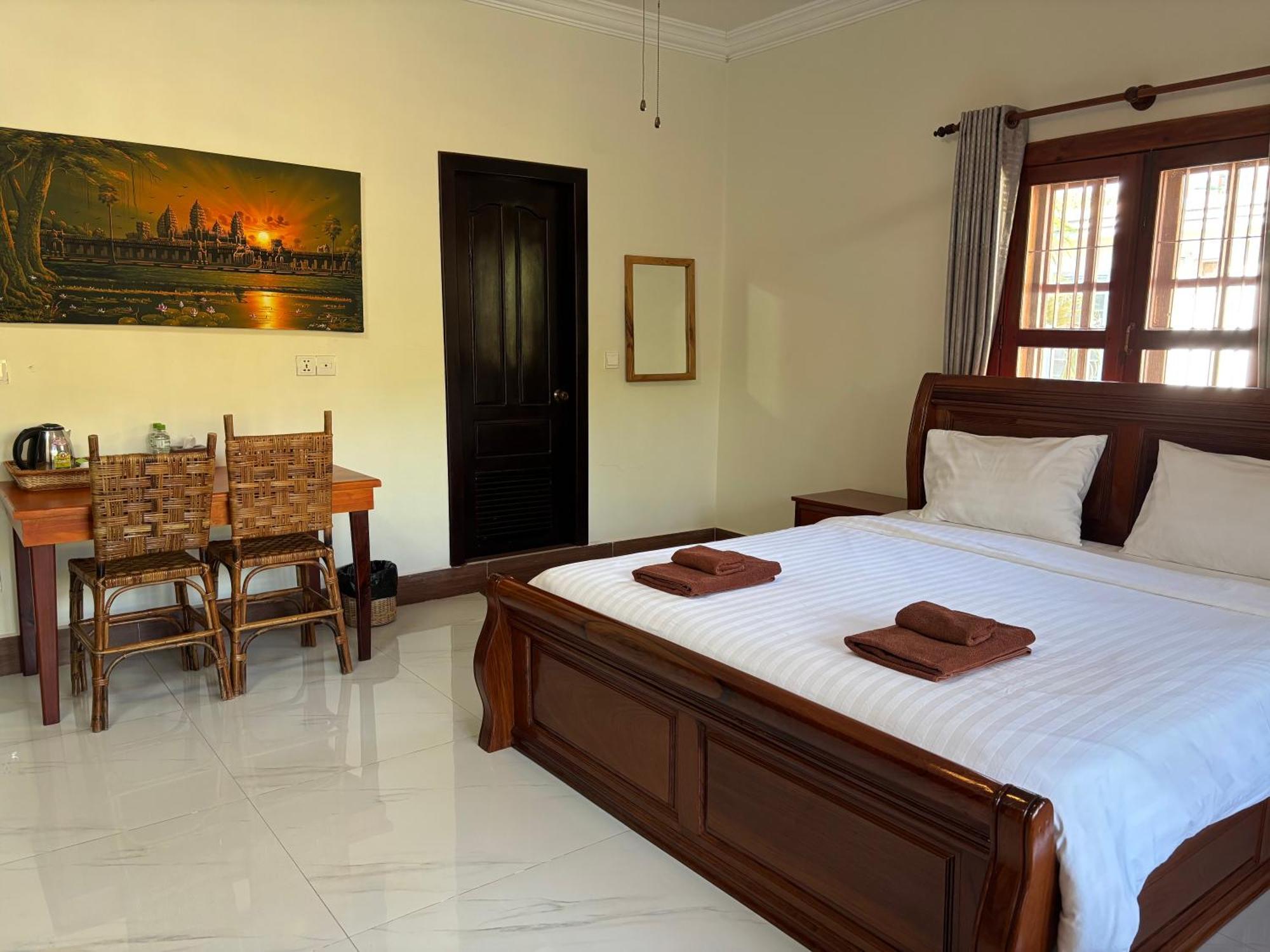 Lily Pad Boutique Hotel Siem Reap Exterior photo
