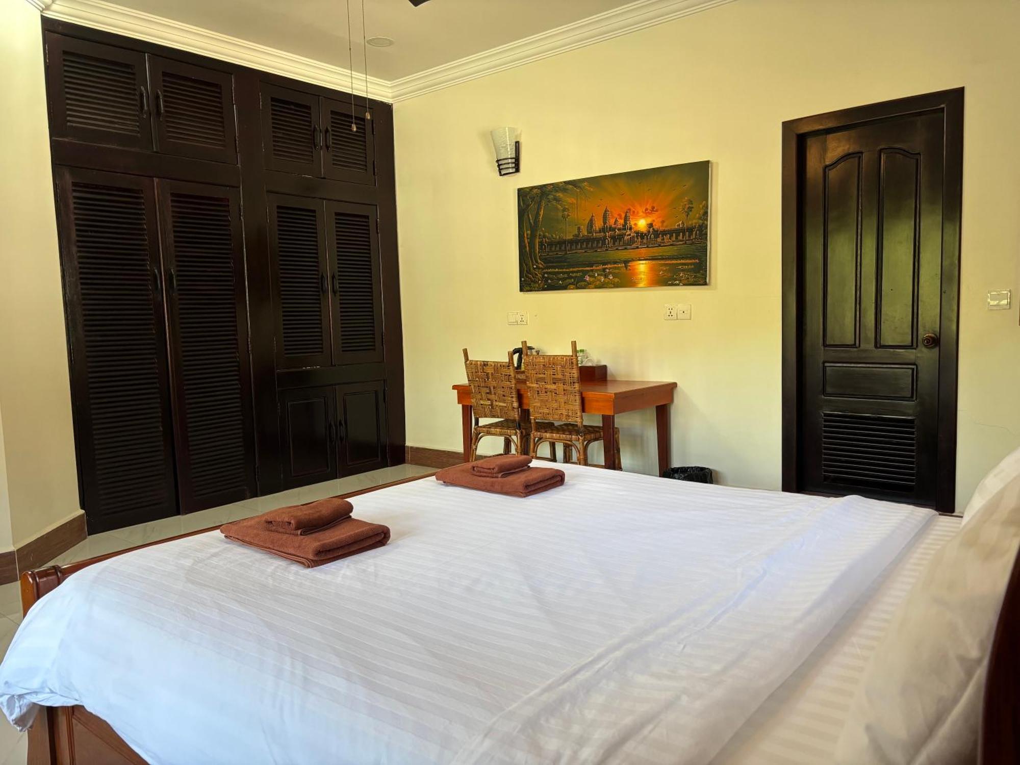 Lily Pad Boutique Hotel Siem Reap Exterior photo